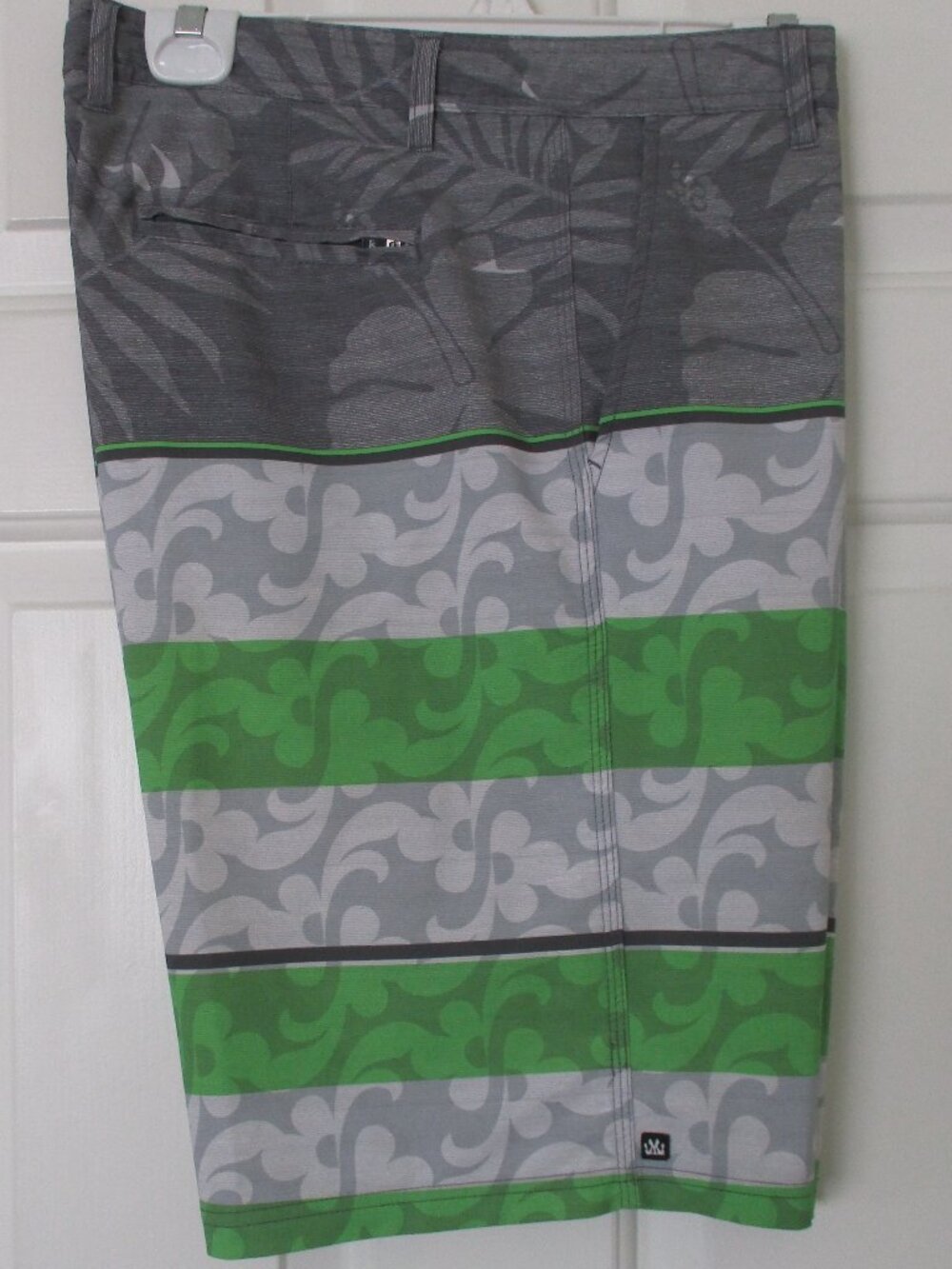 Micros Mens Green/Gray Drawstring Swim Board Short (4) Pockets - Size 35W*